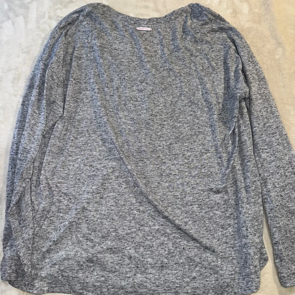 Victoria's Secret Grey Heathered Henley Long Sleeve Pajama Sleep Top Small